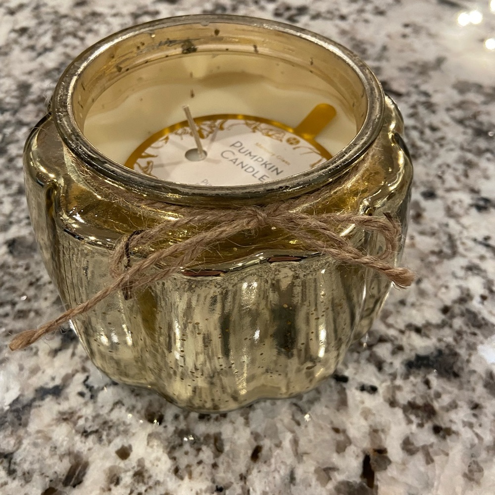 Mercury Class PUMPKIN CANDLE Pumpkin Frosting Soy Blend Candle 16.9 OZ